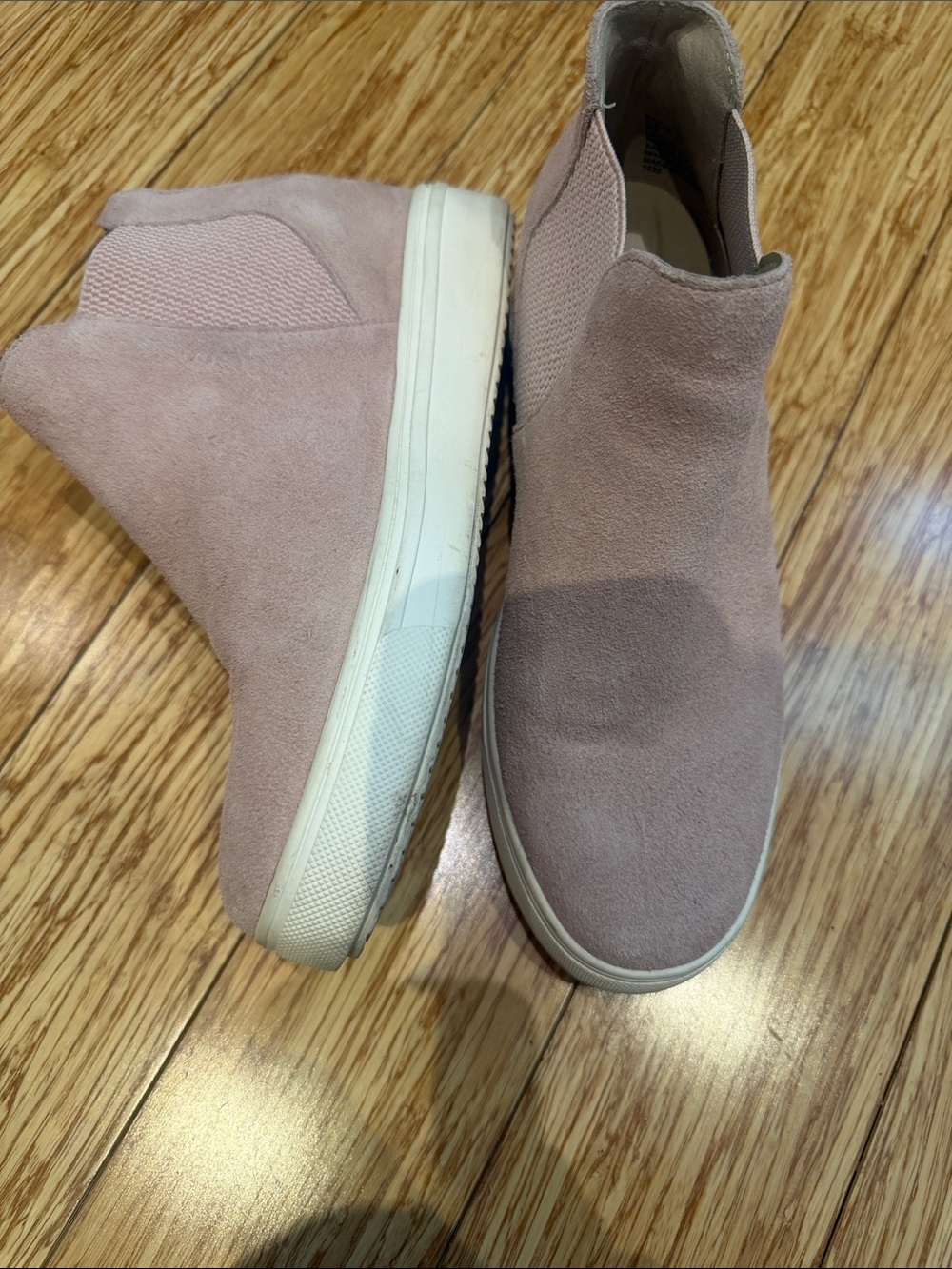 Steve Madden Blush Pink Suede Slip-On Platform Sneakers